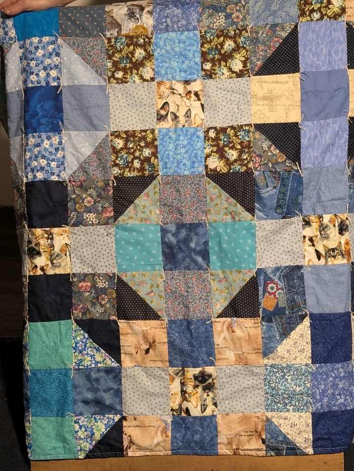 Manta acolchada hecha a mano multicolor para cuna de bebé pequeño gatito gatito gatos Foto 1 de 4