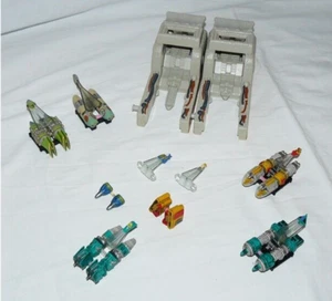 RARE 1998 Micro Machine Star Wars Build Podracer Lot, 2 Launchers Makes 4 Racers - Picture 1 of 1