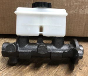 NOS Beck/Arnley Brake Master Cylinder 1983-1987 Mazda 626 Part #072-8348. - Picture 1 of 12