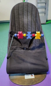 Baby Björn Babywippe mit Spielbogen - Bild 1 von 4