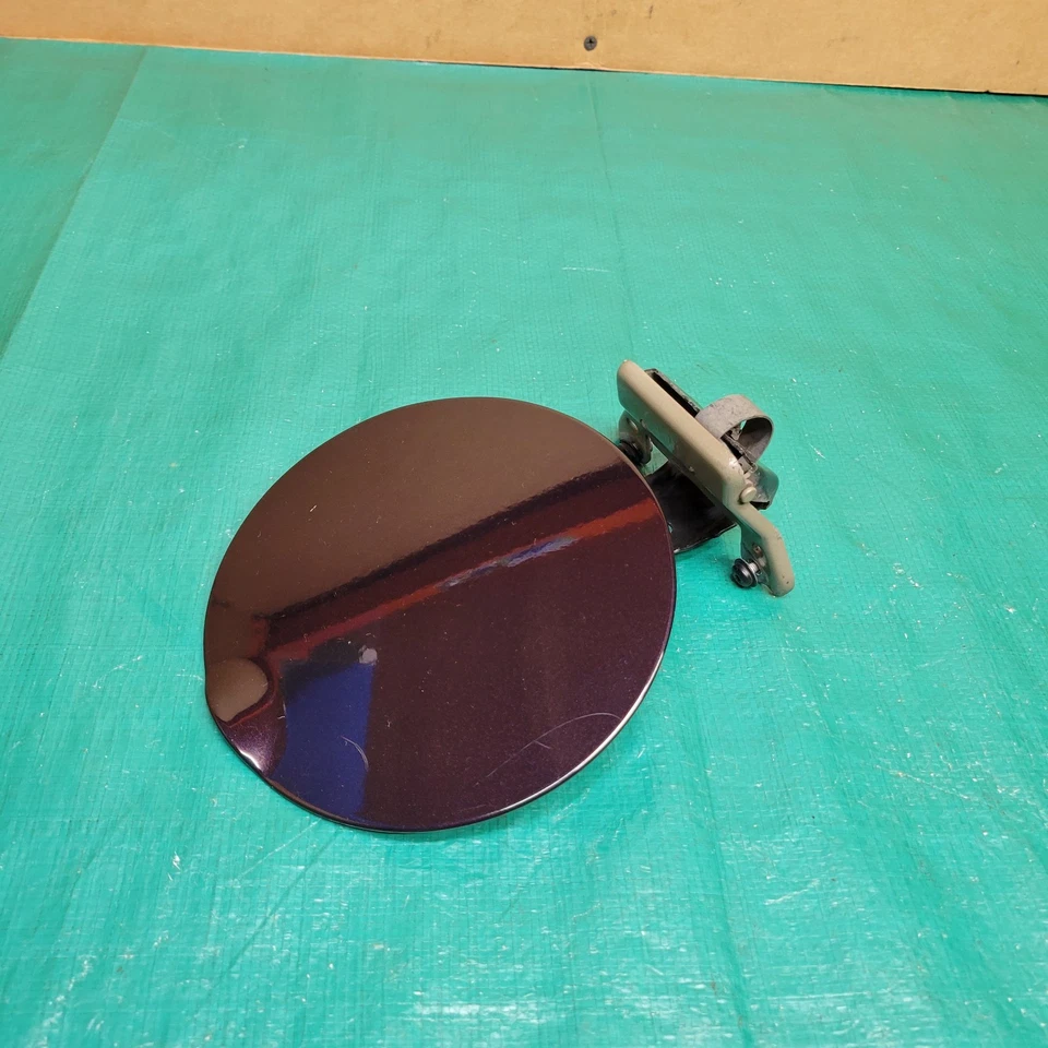 Lincoln Navigator Ford Expedition 2007-2017 tapa de puerta de tanque de combustible negro metálico  Foto 1 de 4