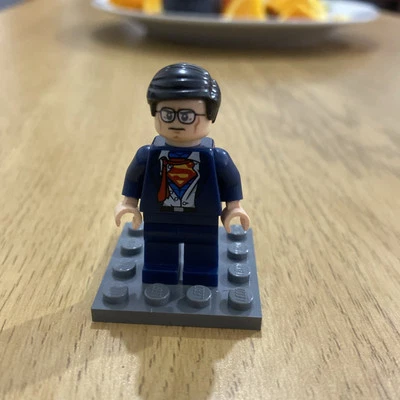 Lego - Clark Kent - SH0083 from 2013 dvd - Image 1 of 2