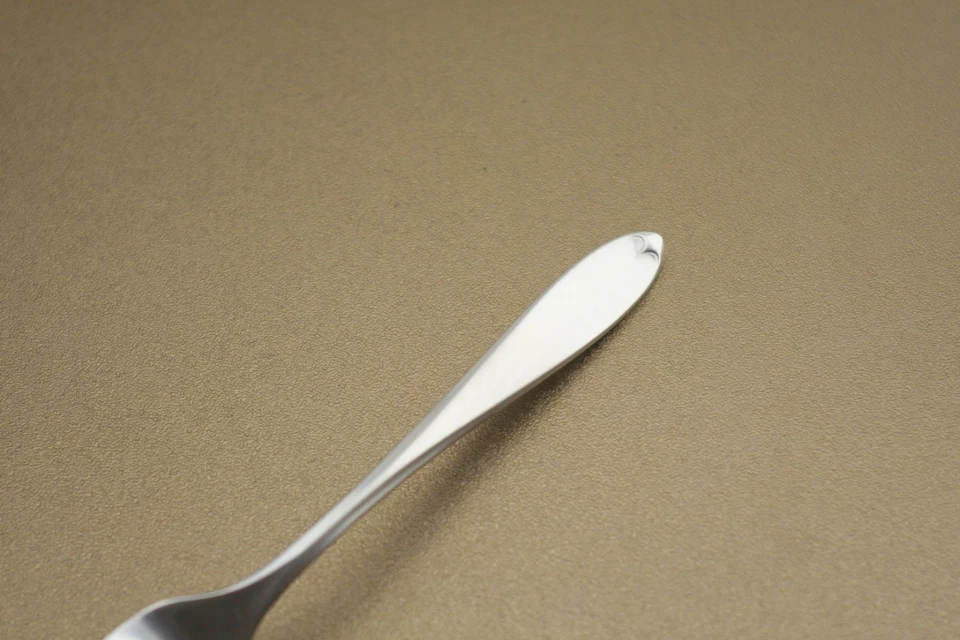 Cubiertos de acero inoxidable satinado International ASHFORD Deluxe a tu elección Foto 1 de 1