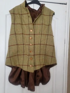Besutiful Bespoke Tweed Waistcoat With Fishtail Back Size 16 - Picture 1 of 2