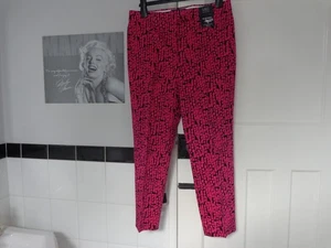 M&S Pink/Black 7/8 Tapered Trousers Size 12 Medium Cotton/stretch NWT - Picture 1 of 4