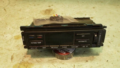 1995-1996 LINCOLN MARK VIII  Electronic AC/Heater Climate Control F5LH-19C933-AE Foto 1 de 4