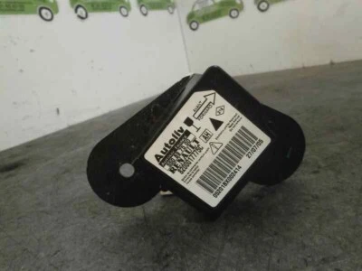 8200017775C modulo elettronico per RENAULT VEL SATIS (BJ0) 3.0 V6 2002 1292991 - Immagine 1 di 4