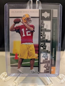 2005 Upper Deck NFL Players Rookie Premiere - Aaron Rodgers #16 Platinum (RC) - Picture 1 of 2