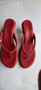 Island Slipper Hawaii Women's Kitty Heel Sandals Leather Red Size 6 - Picture 1 of 6