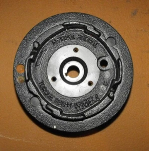 OEM Yamaha Enduro 15 HP 2 Stroke Flywheel Rotor Assembly PN 63V-85550-11-00 - Picture 1 of 2