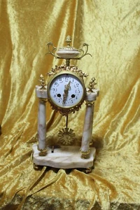 Pendolo a portale francese elegante dorato marmorizzazione bianco marrone funzionante - Foto 1 di 16