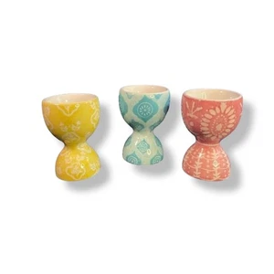 Fienile in ceramica set 3 tazze uovo di Pasqua NUOVE NUOVE CON SCATOLA pastelli ceramica - Foto 1 di 2
