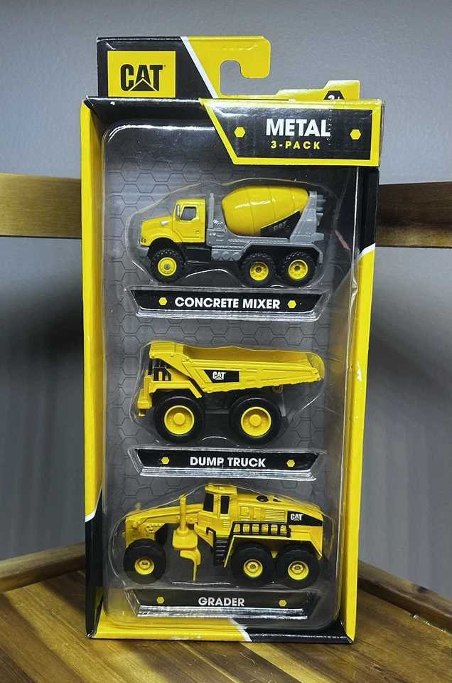CAT строительные игрушки строительство литой металл 3 упаковки транспортных средств новый! Рождественский подарок - Изображение 1 из 1