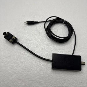 RF Switch For Nintendo Famicom / Super Famicom / Nintendo 64 NUS-009 (JPN) - Picture 1 of 4
