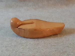 Carved Natural Wood Sleeping Duck Decoy hidden box Signed Dave ?? - Bild 1 von 12