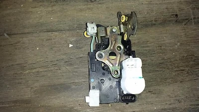 2000 - 2001 - 2002 - 2003 - 2004 - 2005 凯迪拉克 DEVILLE 左前门锁 1663969 — 第 1/3 张图片