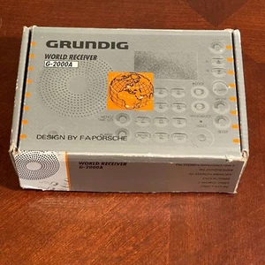 Grundig World Receiver G-2000A Short Wave Radio with Leather Case and manual - Zdjęcie 1 z 19