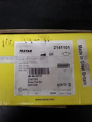 Saab 1994-1996 900 Front Brake Pad Set OEM TEXTAR 46 48 457 2141101 - Image 1 of 3