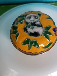 Vintage chinesischer Cloisonne Panda Schmuck Halter ca. 2" breit - so hübsch! - Bild 1 von 6