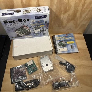 Parallax Boe-Bot Robot Kit USB versione 2.2 (28832) completo di scatola con manuale - Foto 1 di 14