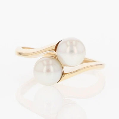 Anillo de derivación de dos piedras de perlas cultivadas redondas de 5,55 mm de oro amarillo de 14 k tamaño 4,75 Foto 1 de 4