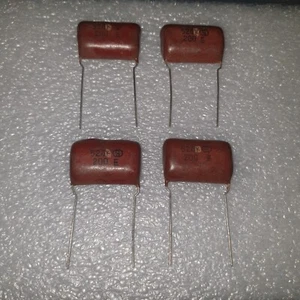 ¡TAPAS DE AMPLIFICADOR DE TUBO DE ALTA GAMA PANASONIC MATSUSHITA 520nF 0.52uF 200V para audio! ¡10 PIEZAS! - Imagen 1 de 1