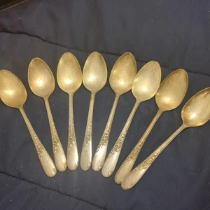 Set of 8 Vintage Wm Rogers & Son Primrose Teaspoons Silverplate - Picture 1 of 3