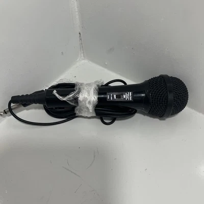 Radio Shack Unidirectional Dynamic Microphone Model 33-3009 Handheld Vocal Mic - Image 1 of 3