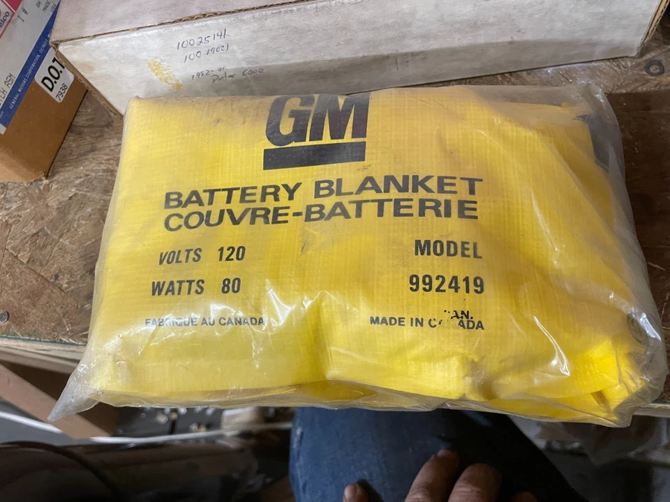 Pontiac Firebird Chevrolet 1990 1991 1992 1993 1994 1995 manta de batería NOS Foto 1 de 1