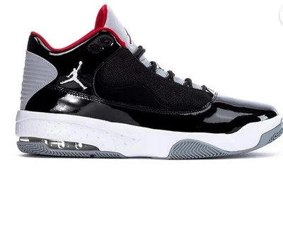 Nike Air Jordan Max Aura 2 preto cimento cinza lobo vermelho CK6636-006 tamanho 7Y - Imagem 1 de 4