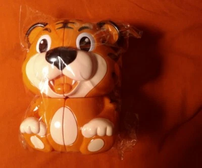 PUZZLE GRANDE NARANJA FORMA TIGRE NUEVO Foto 1 de 2