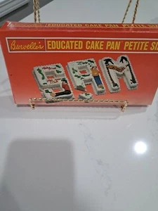 VTG ~Burvelles Educated Cake Pan~ Petite Size~ New In Box ! Mint - Picture 1 of 5
