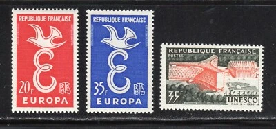 France 1958 SC# 889 - 890, 894 - Europa - UNESCO Headquarters M-H Lot # 051 - Image 1 of 2