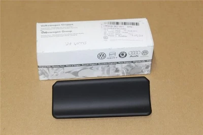 Guarnição da alça da tampa da caçamba 8N88678216cv Audi TT TTS 1999-2006 nova peça Audi genuína - Imagem 1 de 2