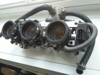 BMW K75 K75C K75S K75RT 1986-1996 carrocería del acelerador de admisión  Foto 1 de 4