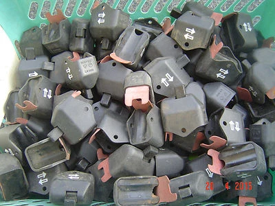 Blinklichtschalter Simson Schwalbe Star Habicht Sperber S50 1 Stück DDR  390460 - Bild 1 von 2