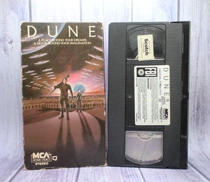 Dune VHS Tape 1984 Sci-Fi David Lynch Kyle MacLachlan Fantasy Surreal TESTED - Foto 1 di 3