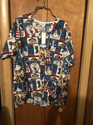 PEACHES UNIFORMS SIZE LARGE 100% COTTON CHRISTMAS PRINT SCRUB TOP NWT - Image 1 of 3