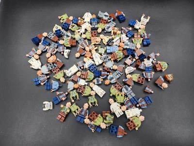 乐高侏罗纪公园世界迷你人偶 Claire Owen & More Torso 腿部零件套装 — 第 1/4 张图片