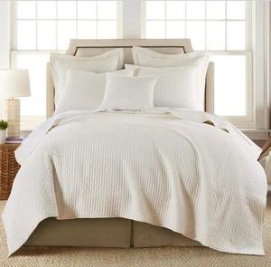 (Full/Queen) Levtex Home Cross Stitch Quilt Set- 88in X 92in- Color Cream - Picture 1 of 5
