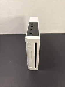 Nintendo Wii Console Only White – GameCube Compatible RVL-001 Tested - Picture 1 of 6