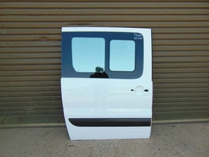 Peugeot Expert sliding door Mk2 07-16 Driver right side White window Dispatch - Picture 1 of 24