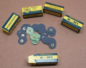 E C Moore's Emery FINE 3/4" Sanding Disc Snap On Metal Center Lot of 125 - Picture 1 of 3