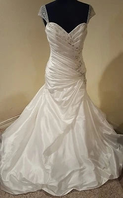 Vestido de novia Sophia Tolli Y11412 "Meera" marfil talla 12 Foto 1 de 4
