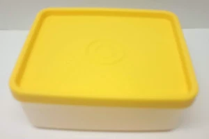 1 TUPPERWARE #1516 SHEER MINI SQUARE-A-WAY Storage CONTAINER WITH LID #1519 - Picture 1 of 9