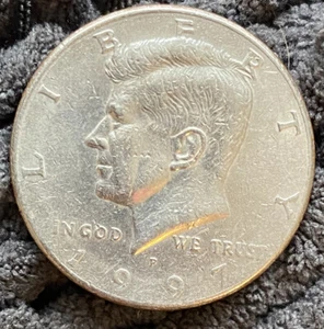 1997-P US Half Dollar Coin Kennedy United States Of America - Picture 1 of 2