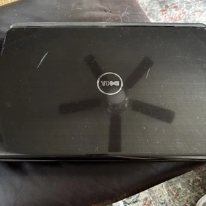 Portatile Dell Inspiron N7010 17.3 da riparare o ricambi non funzionante - Foto 1 di 11