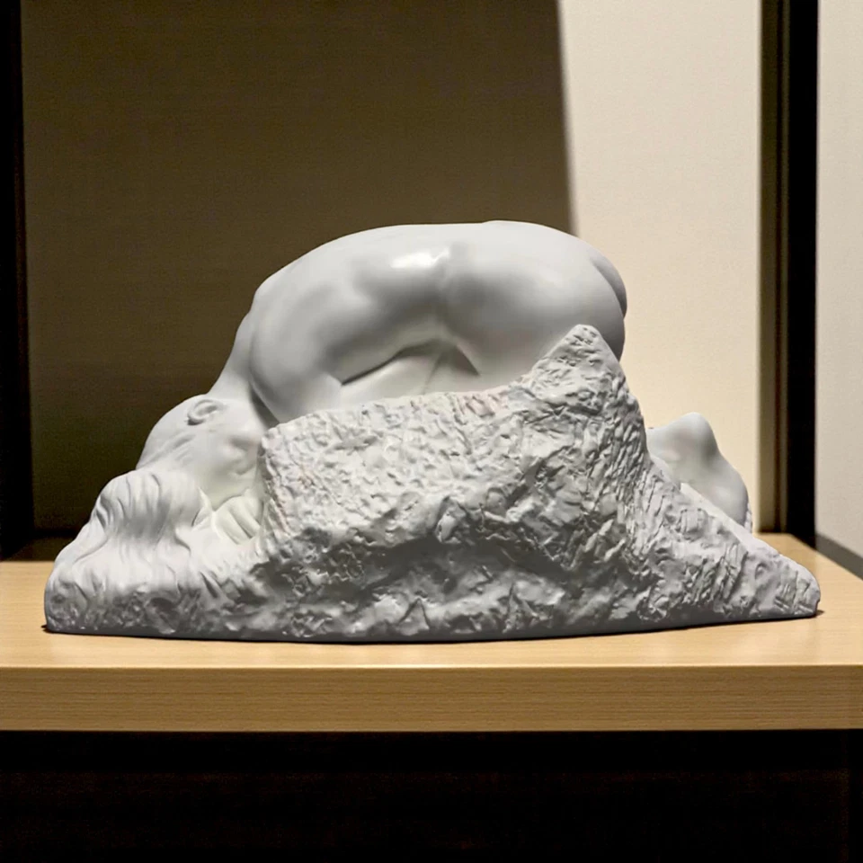 Sculpture Danaïde Rodin style art moderne – statue décorative blanche 16,5 cm - Photo 1/4