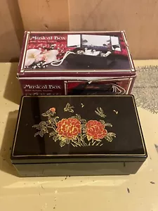 (166b) Vintage Lacquer Music Box with Rotary Swans - Picture 1 of 6