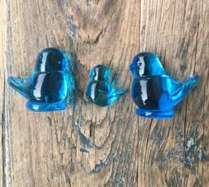 3 RON ROY COBALT BLUE BIRD FAMILY HAND CRAFTED GLASS HAPPINESS FIGURINES SIGNED - Picture 1 of 10